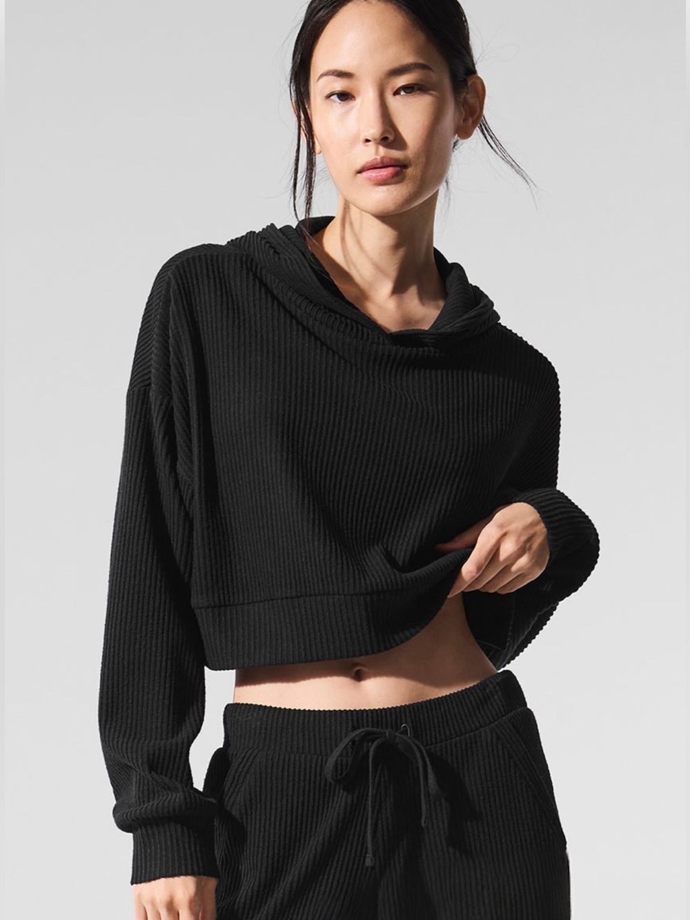 Alo Yoga Muse Hoodie in Black XS